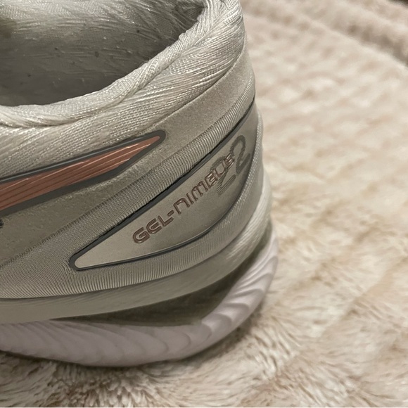 ASICS Gel Nimbus 22 Size 8 - Picture 2 of 6